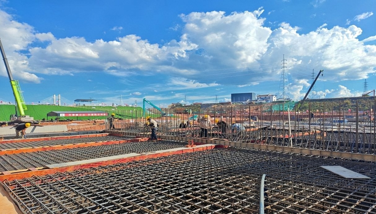 “雙節(jié)”假期“不打烊”，常山江航電樞紐項目（柯城段）持續(xù)刷新“進(jìn)度條”